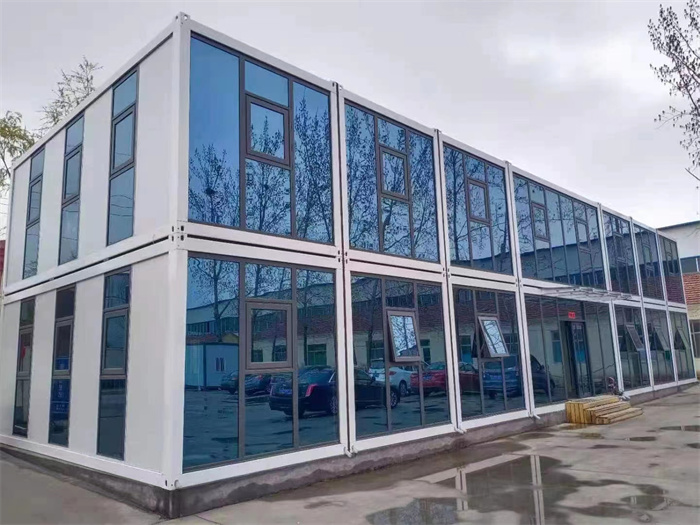 集成房屋的屋面板材的選擇與安全使用的準則